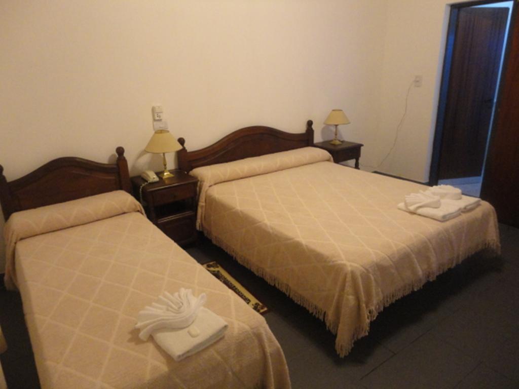 Hotel Lujan Lujan  Quarto foto